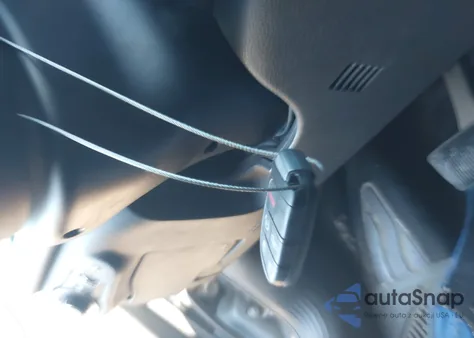 2015 Chrysler 200 Limited из США, поврежденный, VIN 1C3CCCAB2FN705291